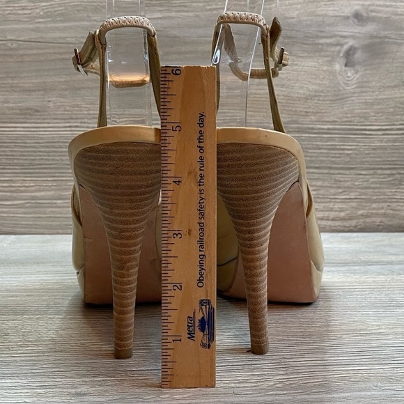 Stuart Weitzman beige patent leather ankle strap platform open toe heels size 8 - Picture 8 of 15